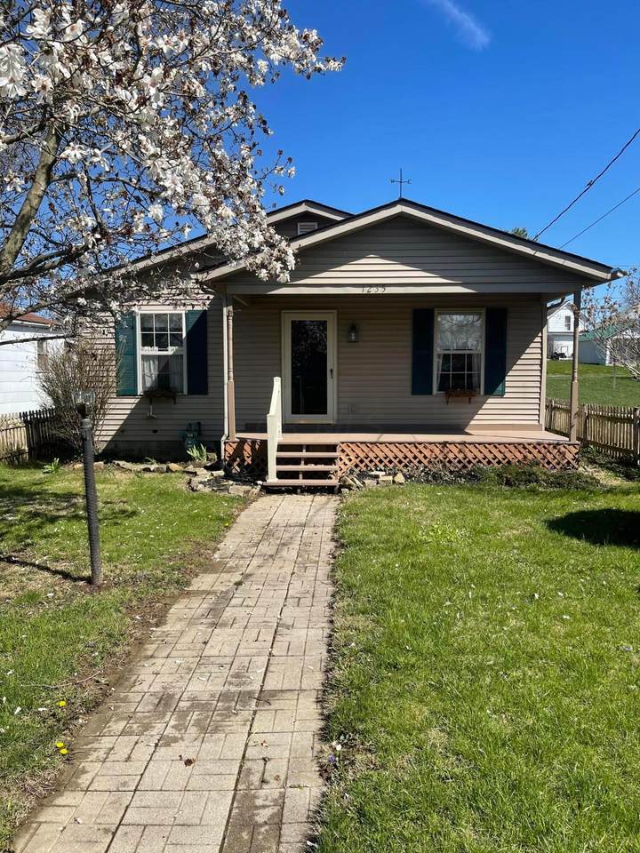 1235 Locust Street - Photo 1