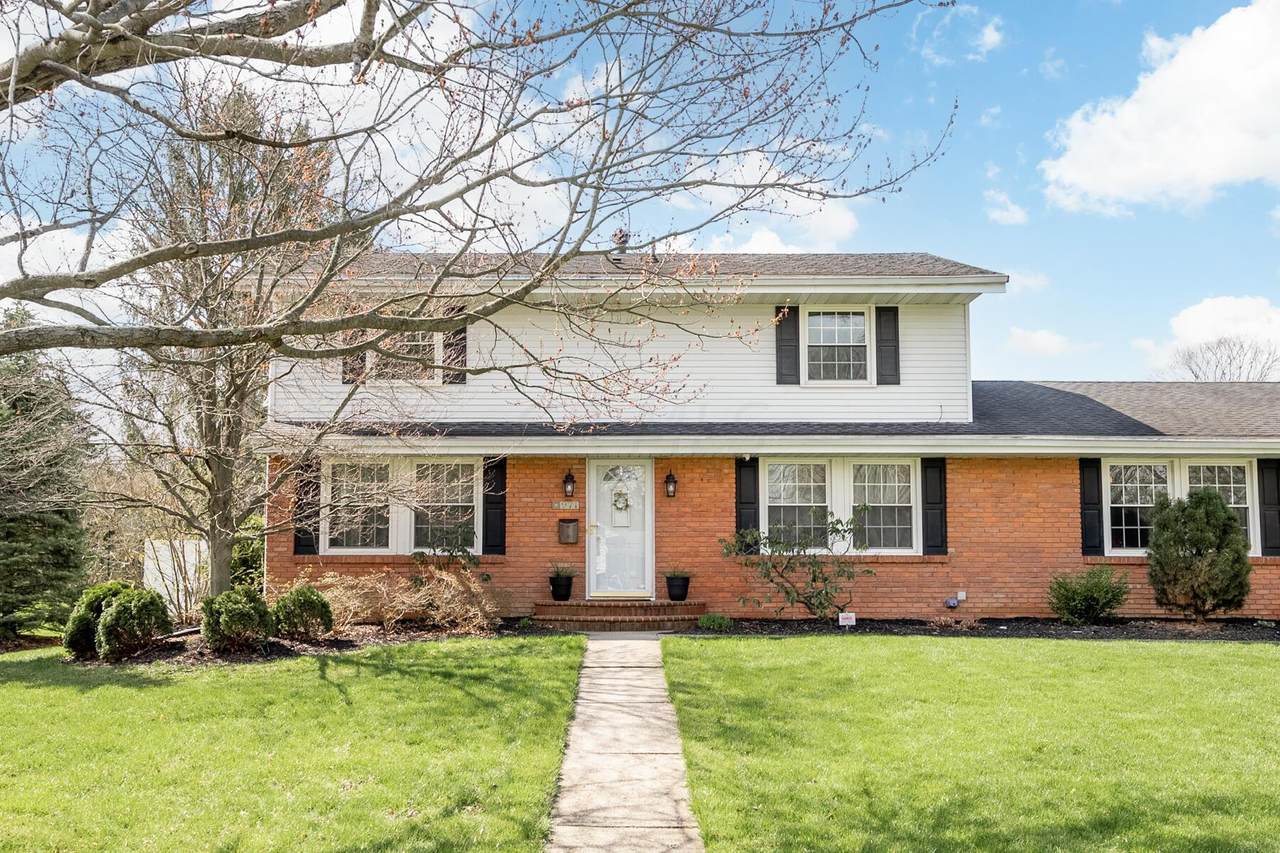 971 Normandy Circle - Photo 1