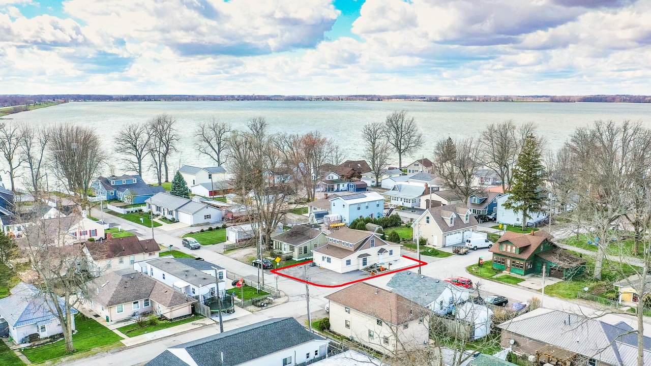 9735 Mauger Avenue - Photo 1