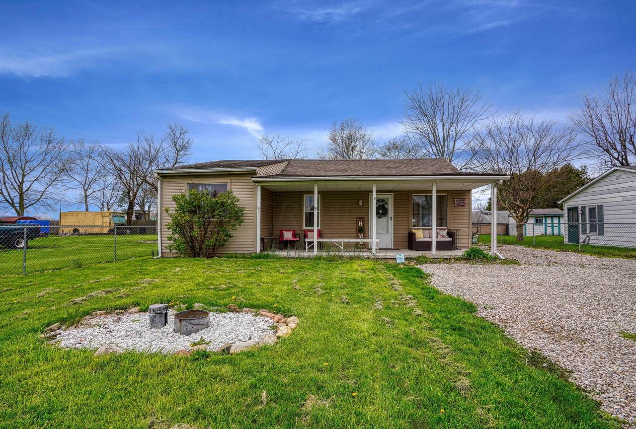 15886 Florence Avenue - Photo 1