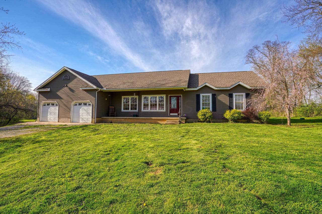 331 Oak Lane - Photo 1