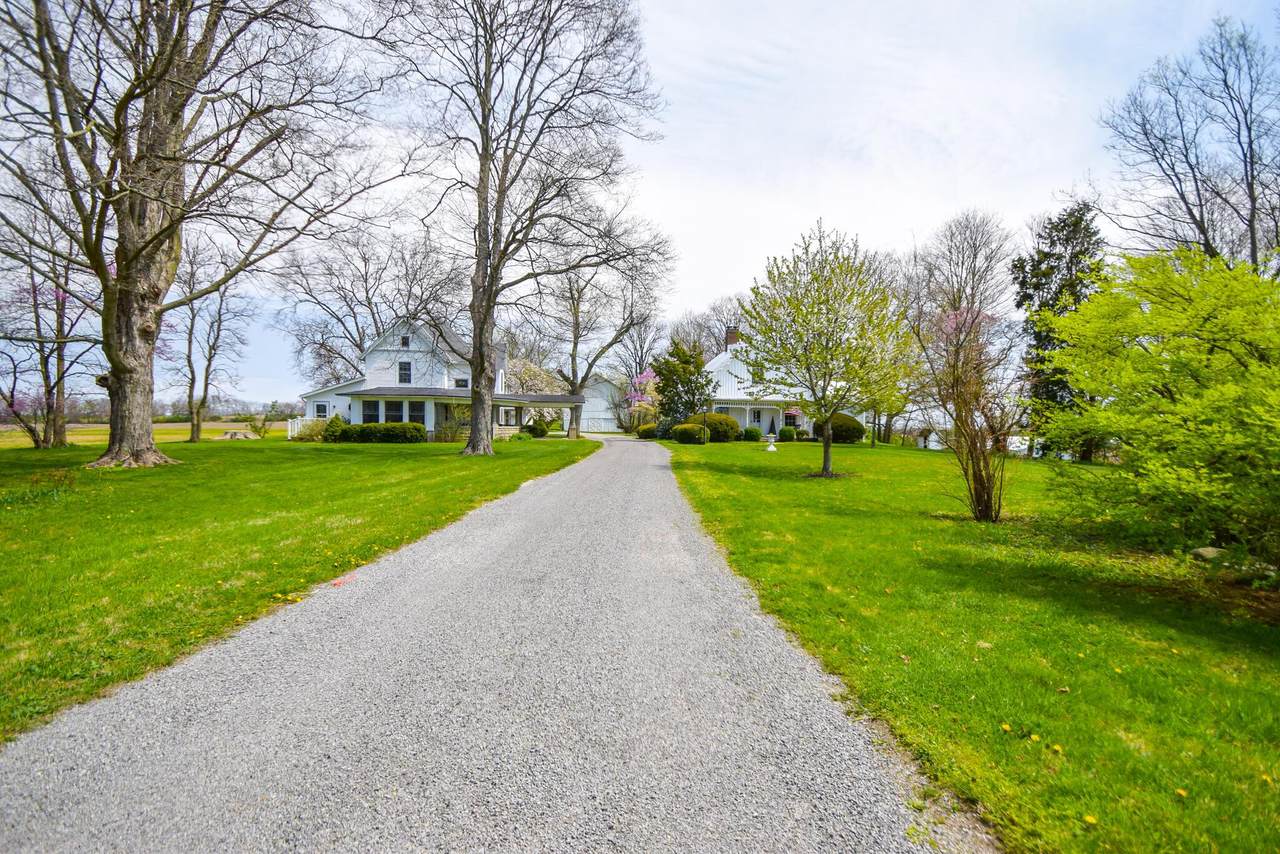 9778 Millice Road - Photo 1