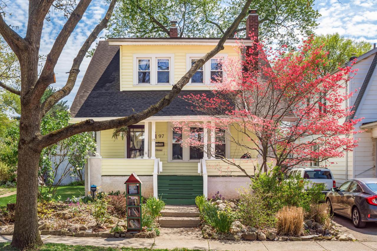 97 Como Avenue - Photo 1