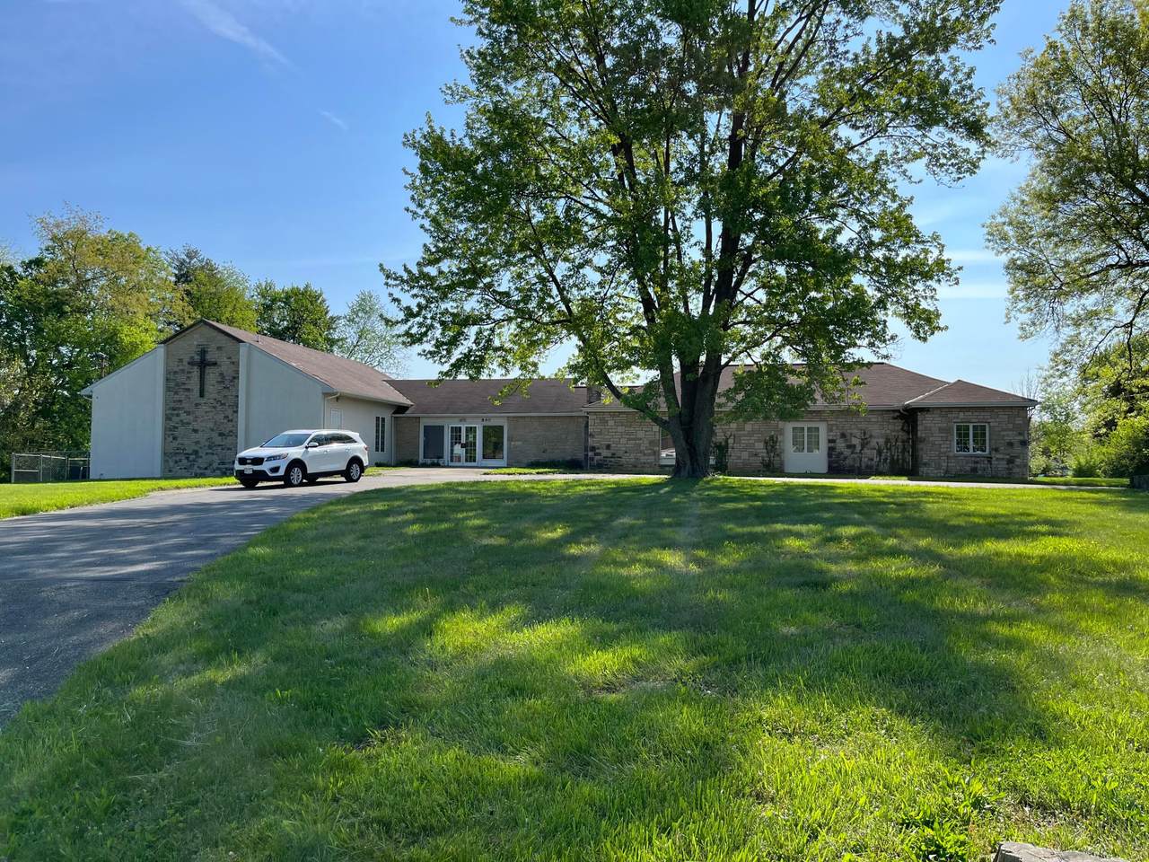 840 Rosehill Road - Photo 1