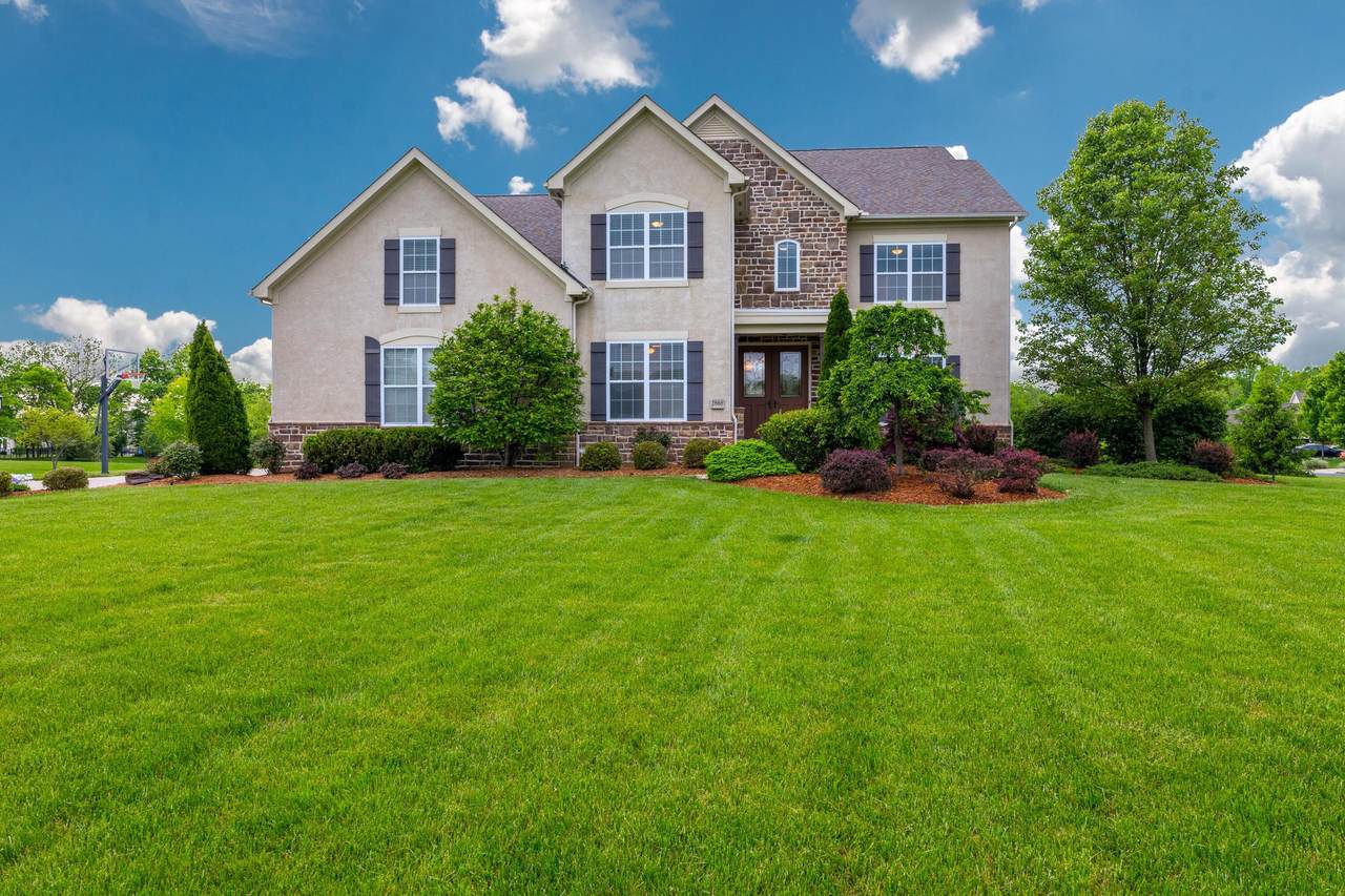 2868 Summer Leaf Court - Photo 1