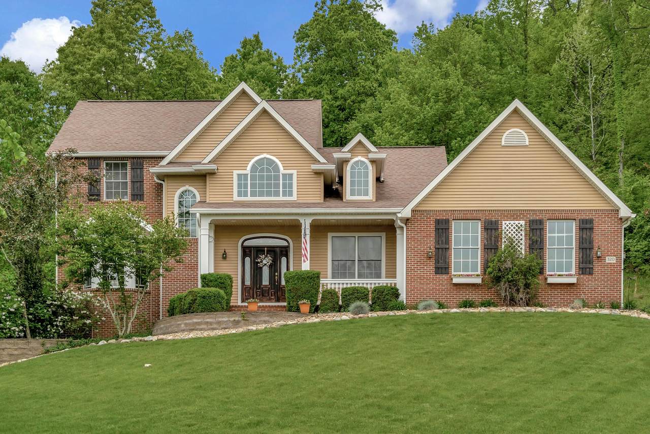 320 Alta Drive - Photo 1