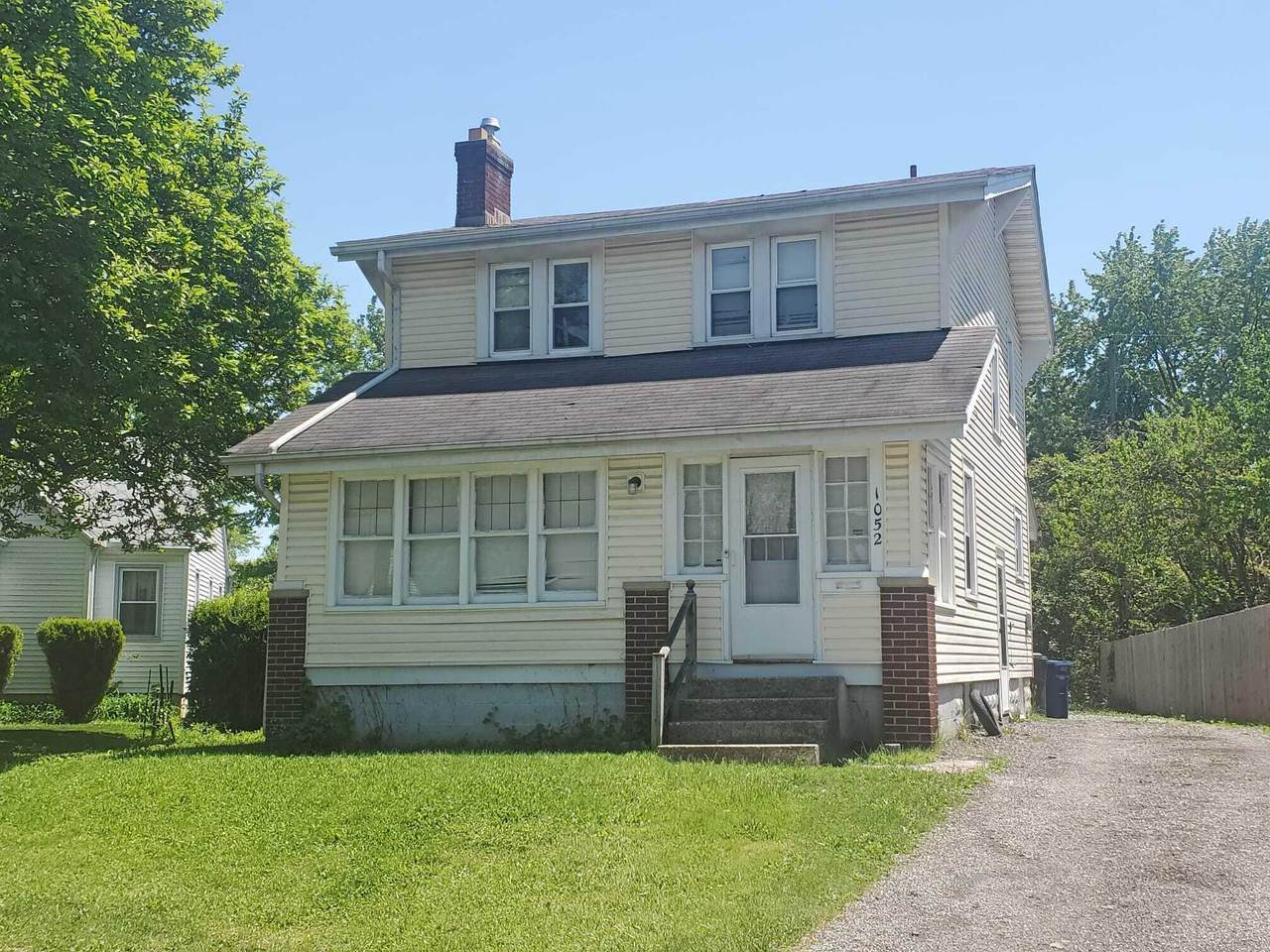 1052 Wildwood Avenue - Photo 1