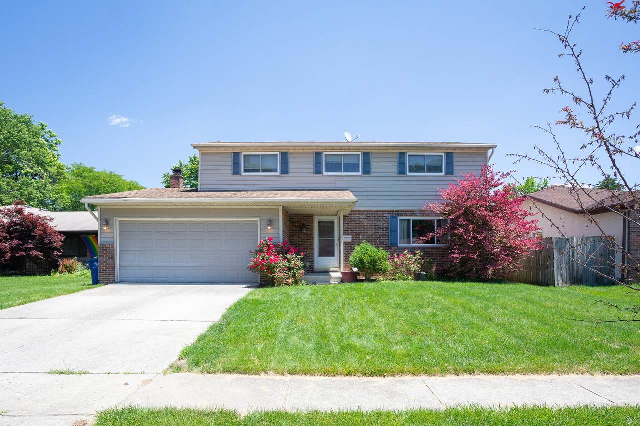 4944 Brittany Court - Photo 1