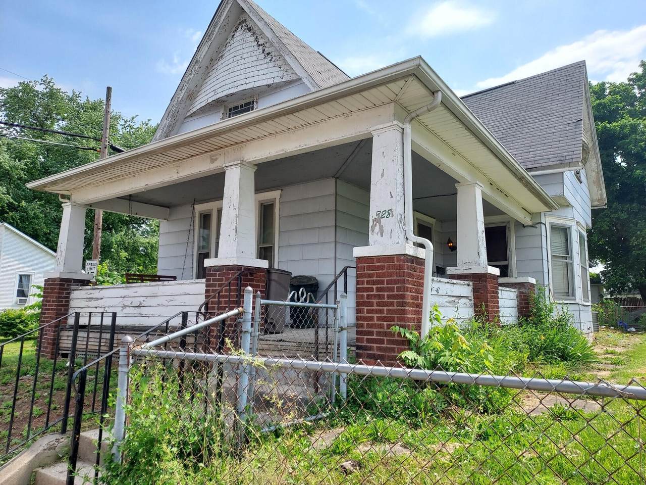 328 Race Street - Photo 1