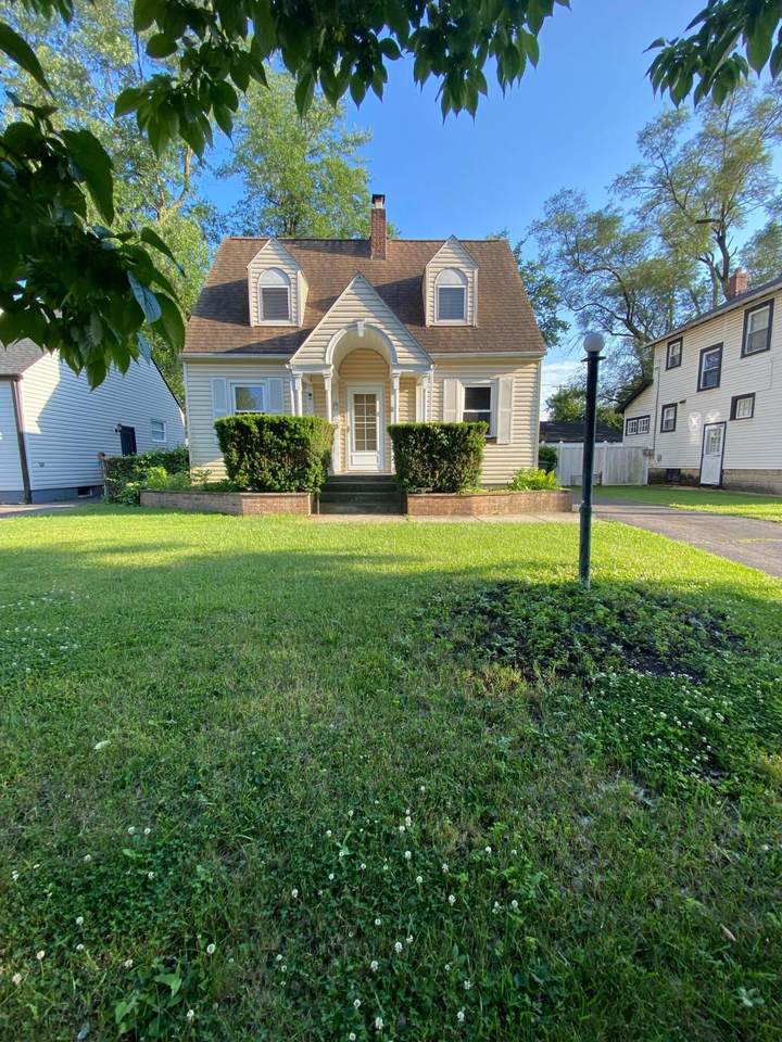 1925 Merryhill Drive - Photo 1