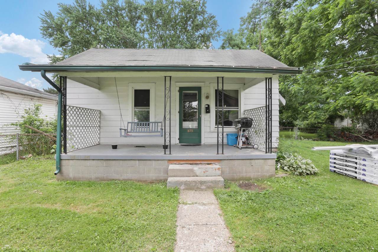 875 Jones Avenue - Photo 1