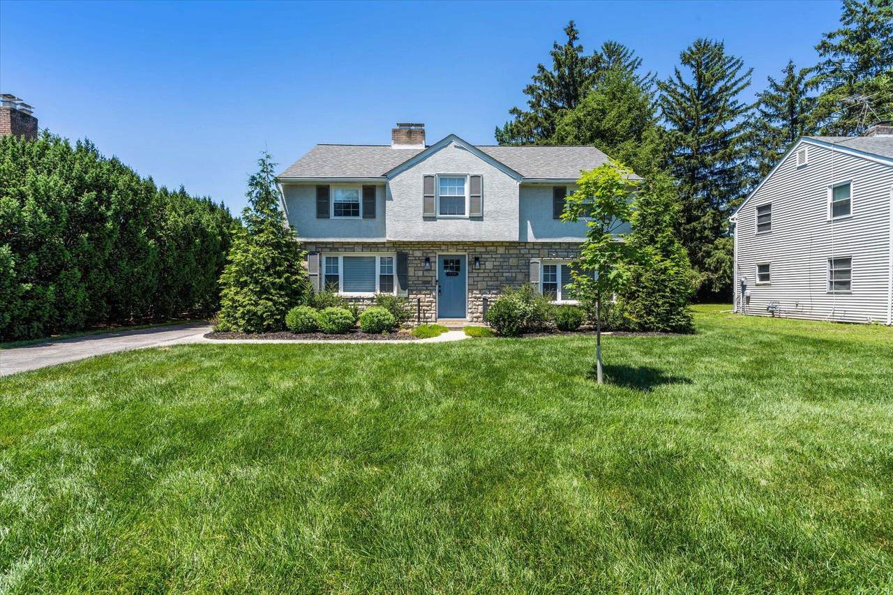 1735 Ashland Avenue - Photo 1