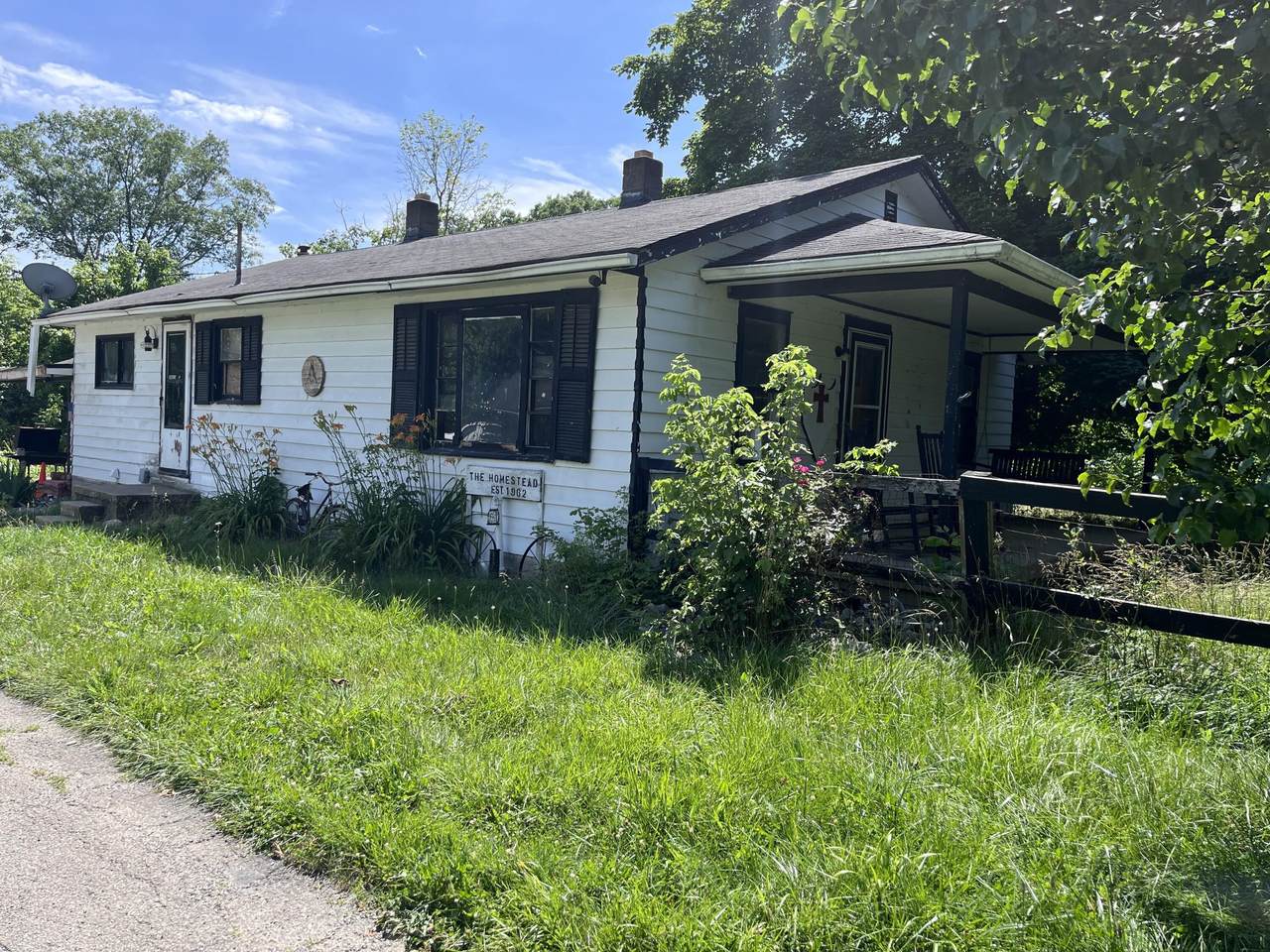 3313 Maple Grove Road - Photo 1