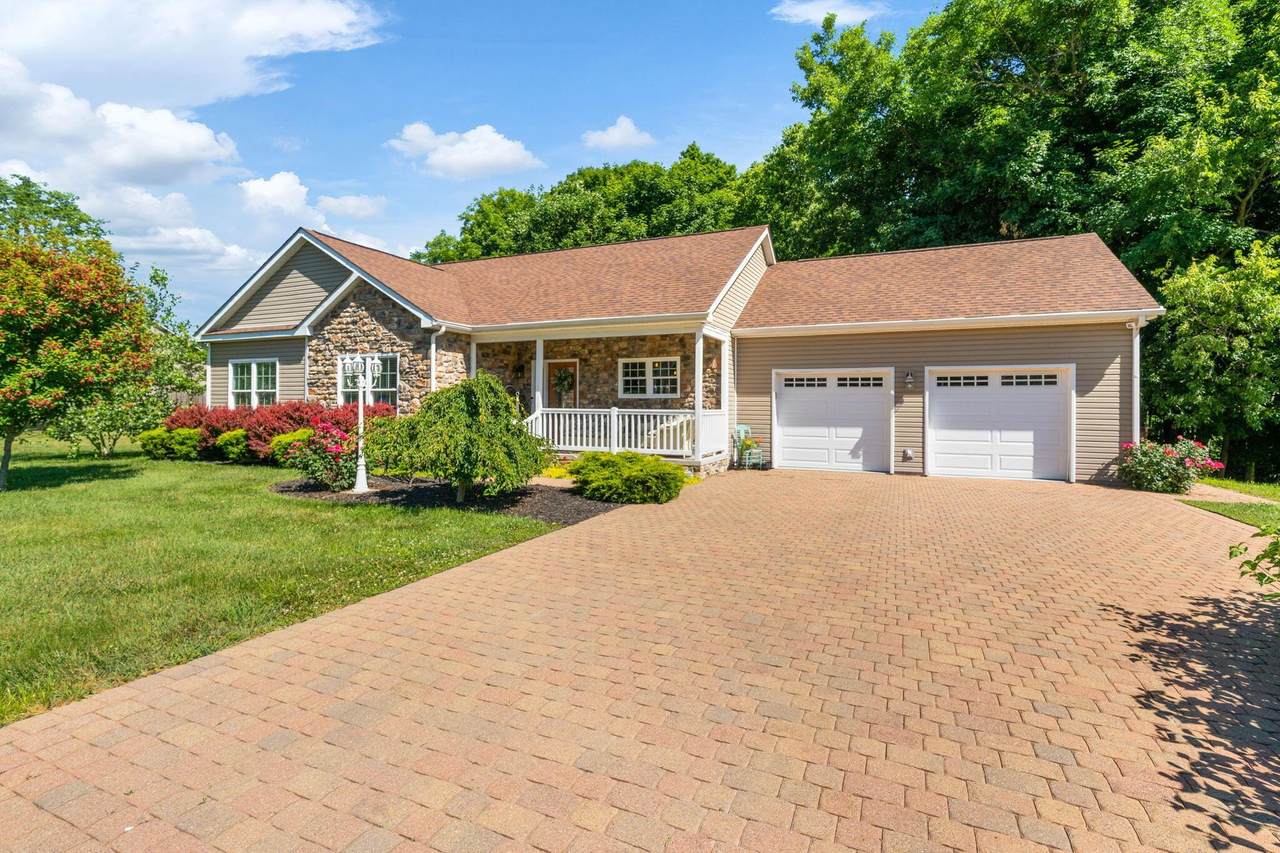 228 Northridge Drive - Photo 1