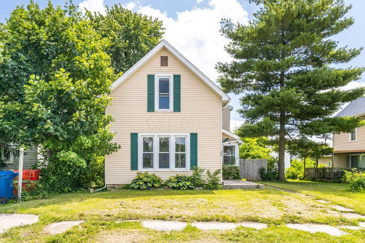 208 Franklin Street - Photo 1