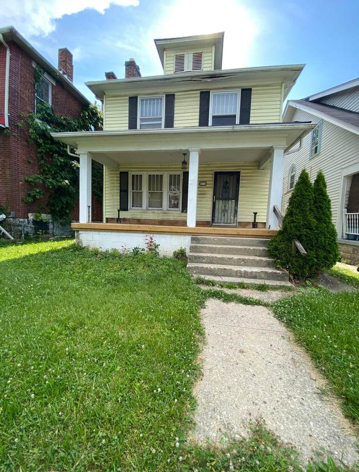 571 Berkeley Road - Photo 1