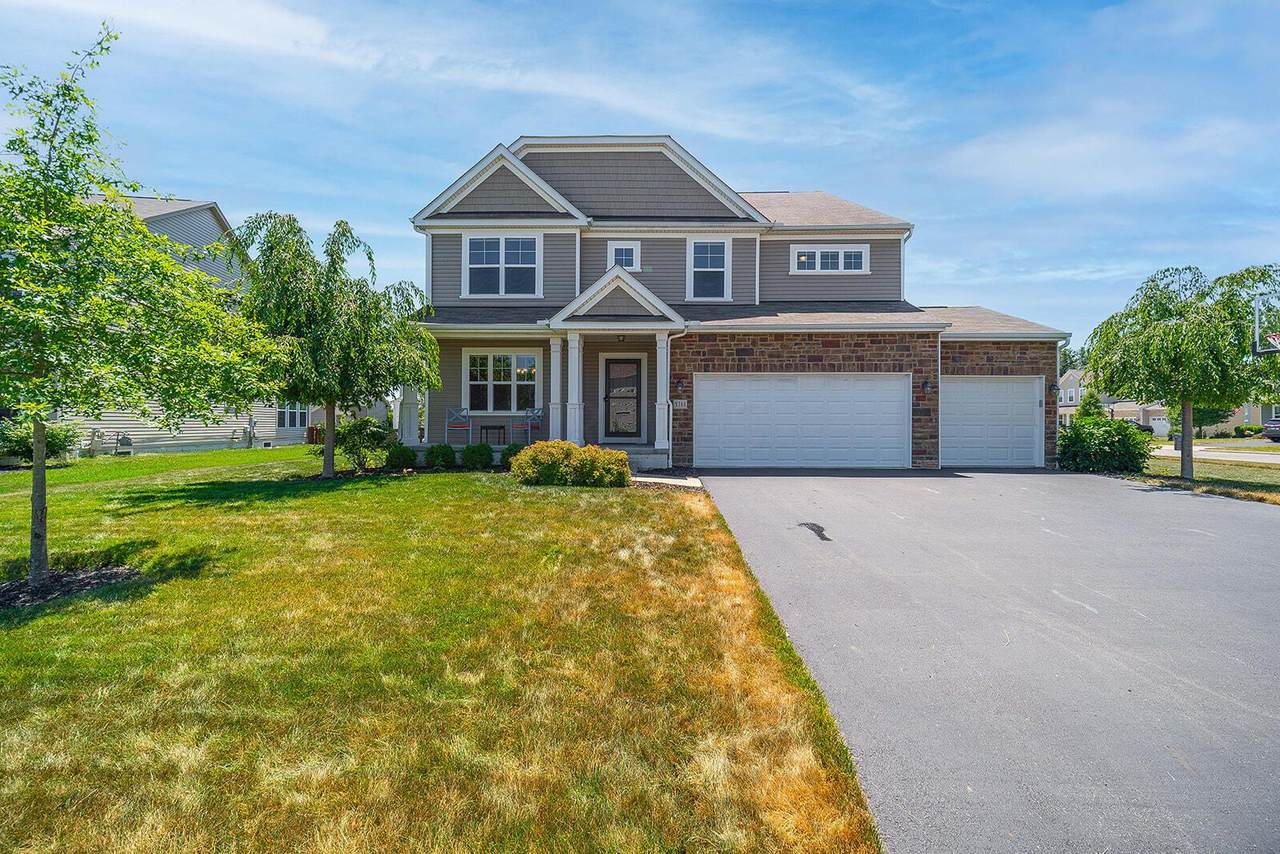 5761 Blue Star Drive - Photo 1