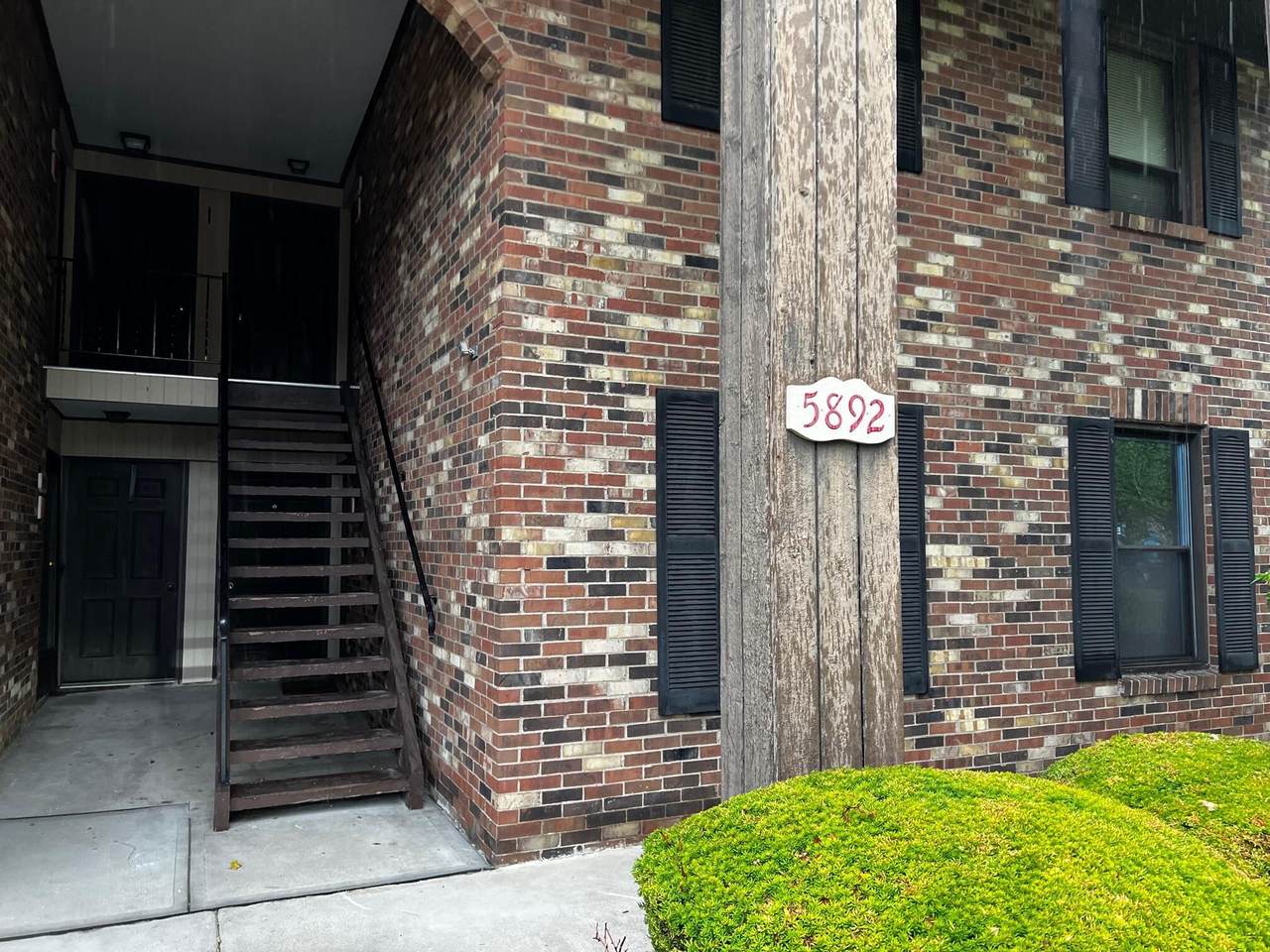 5892 Hallworth Avenue - Photo 1