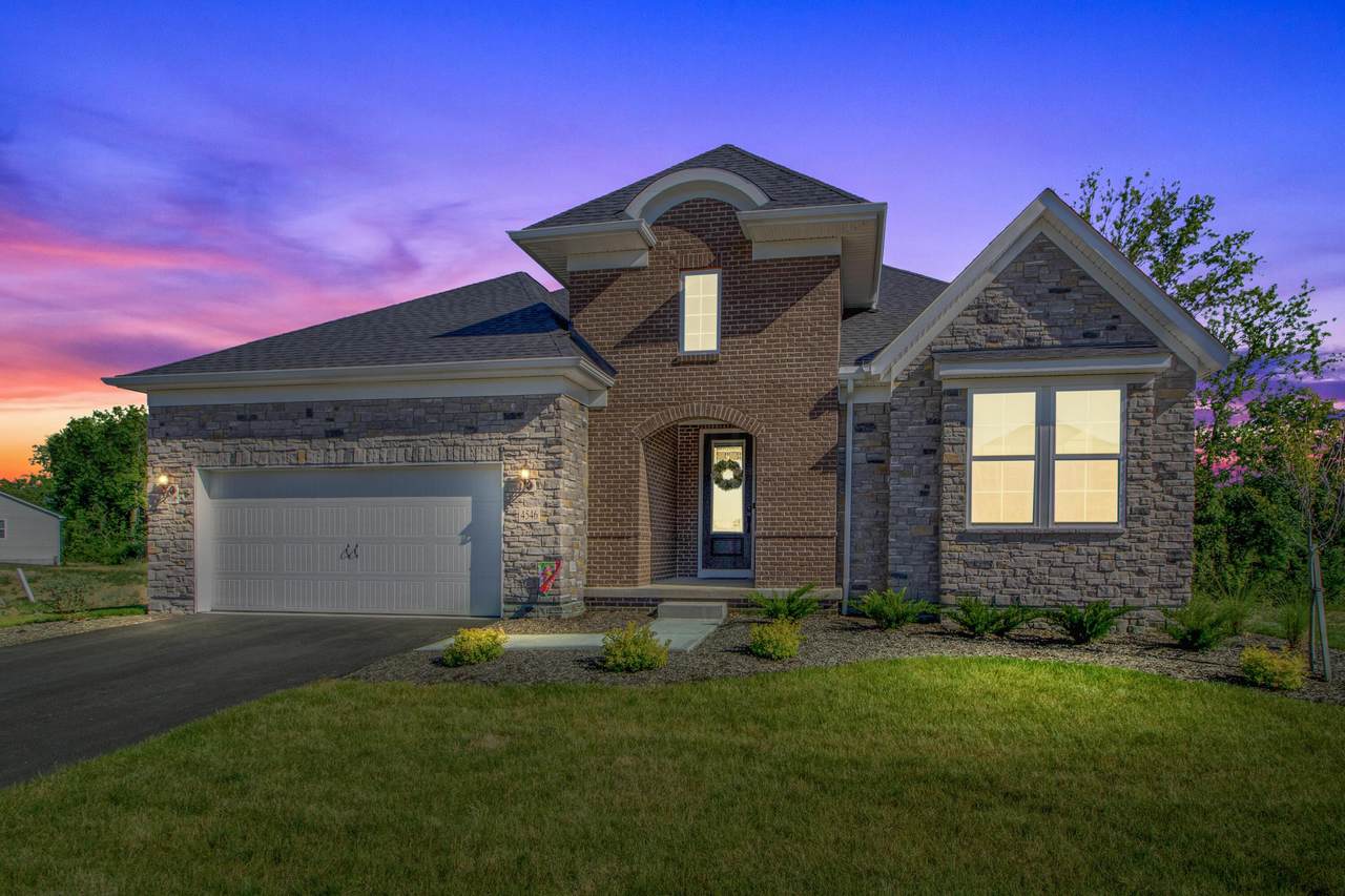 4546 Coyote Crossing - Photo 1