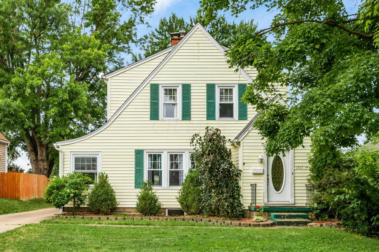 1511 Columbus Street - Photo 1