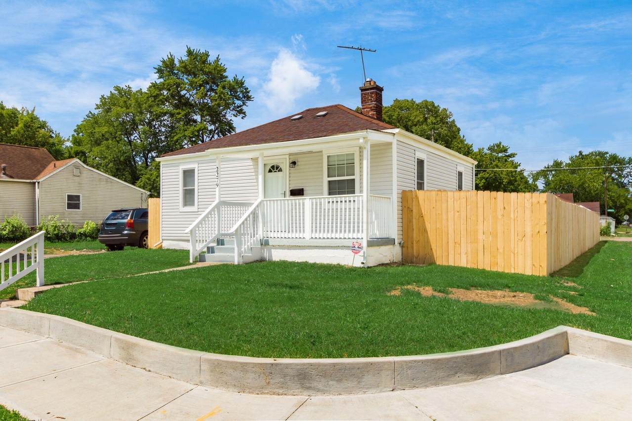 2279 Mcguffey Road - Photo 1
