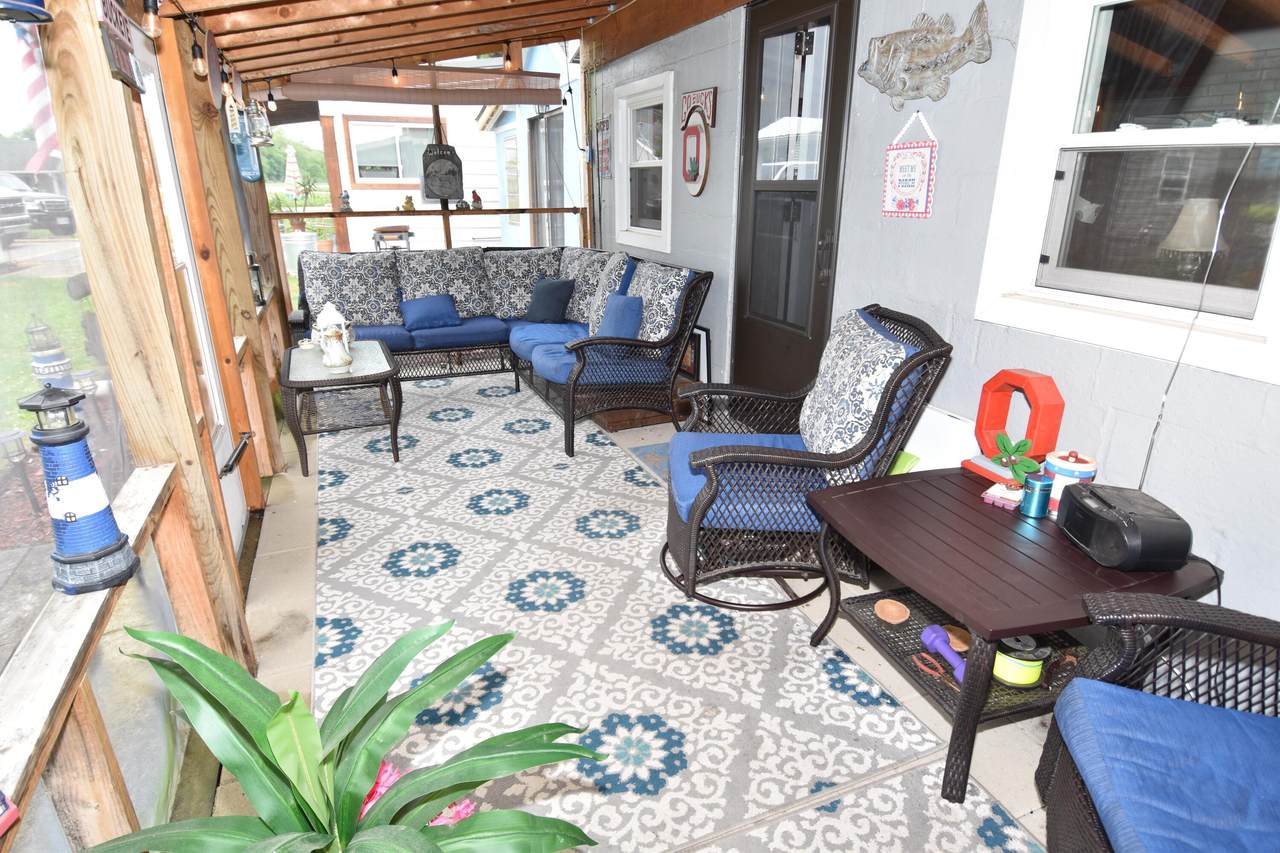 13983 Custers Point Road - Photo 1