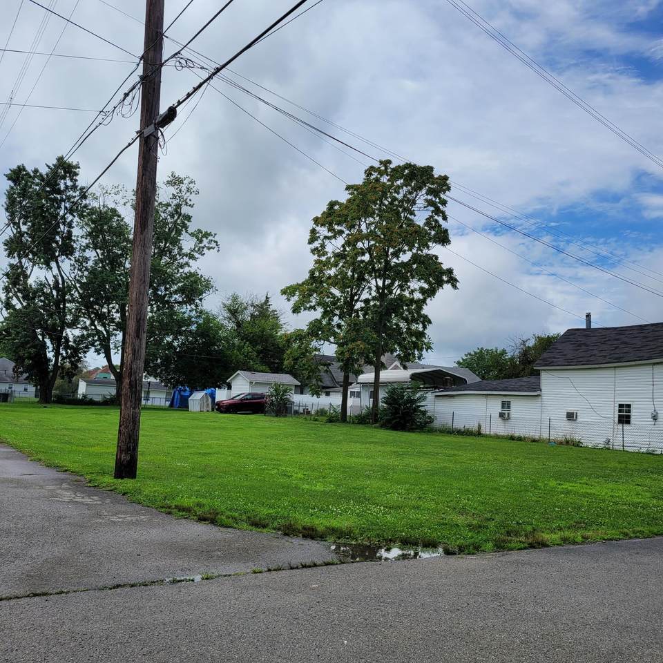 317 Bereman Street - Photo 1