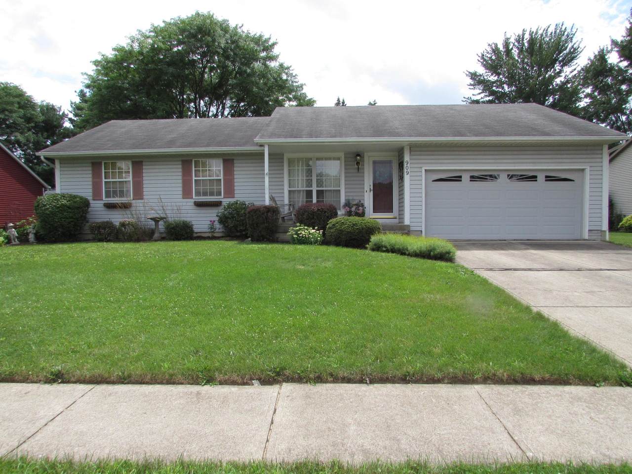 909 Peppercorn Place - Photo 1