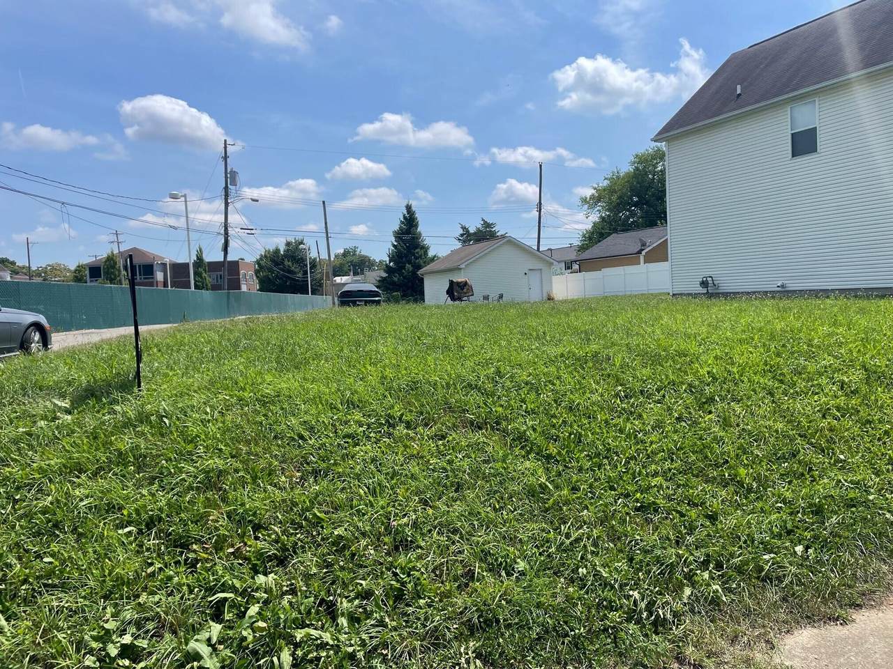 704 Eighteenth Street - Photo 1