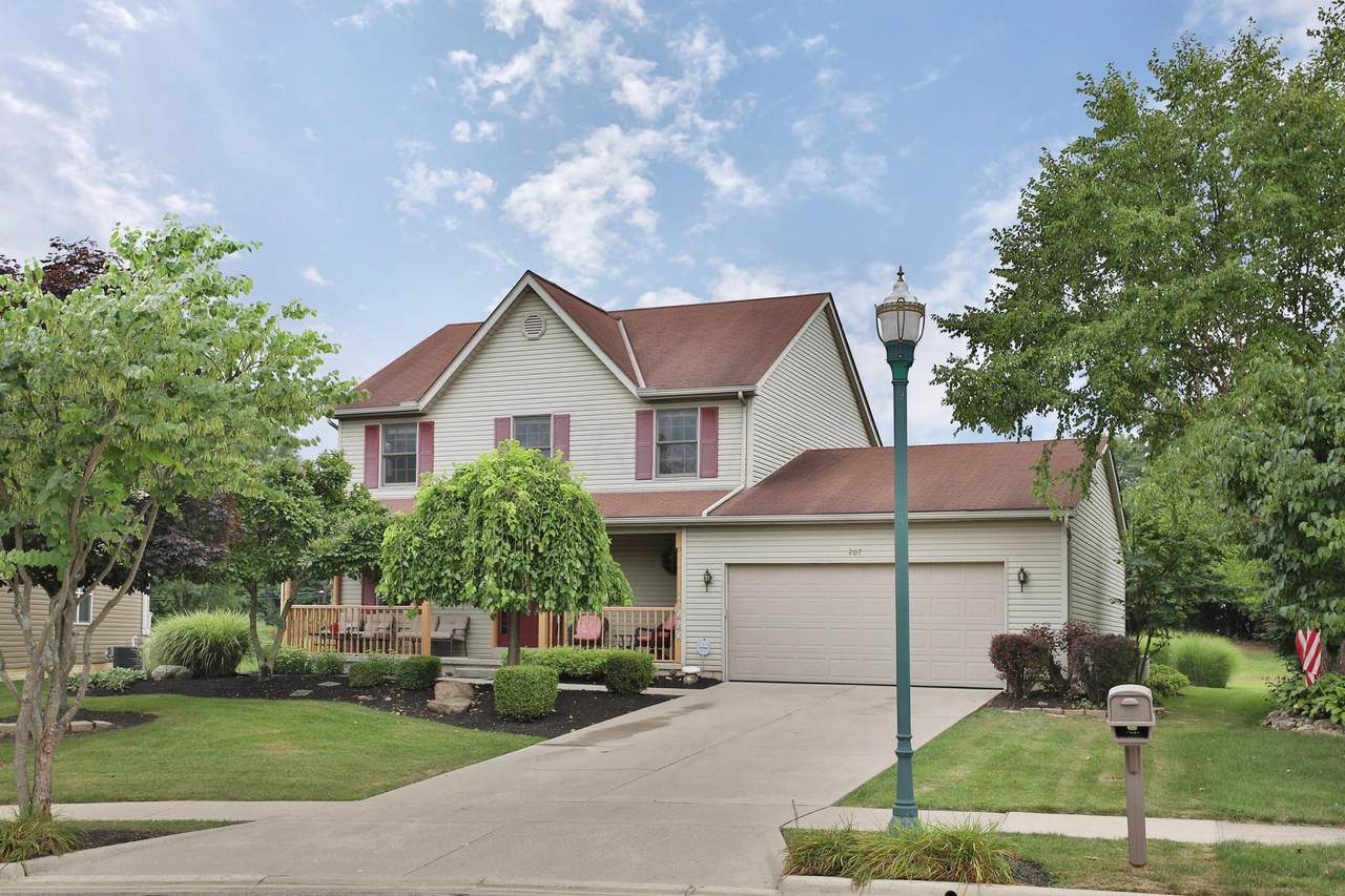 207 Tudor Drive - Photo 1