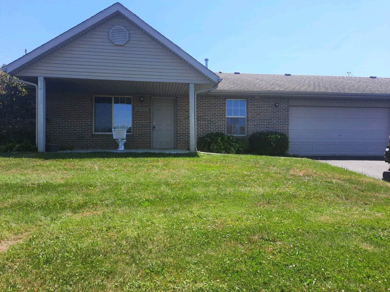 2720 Orchard Park - Photo 1