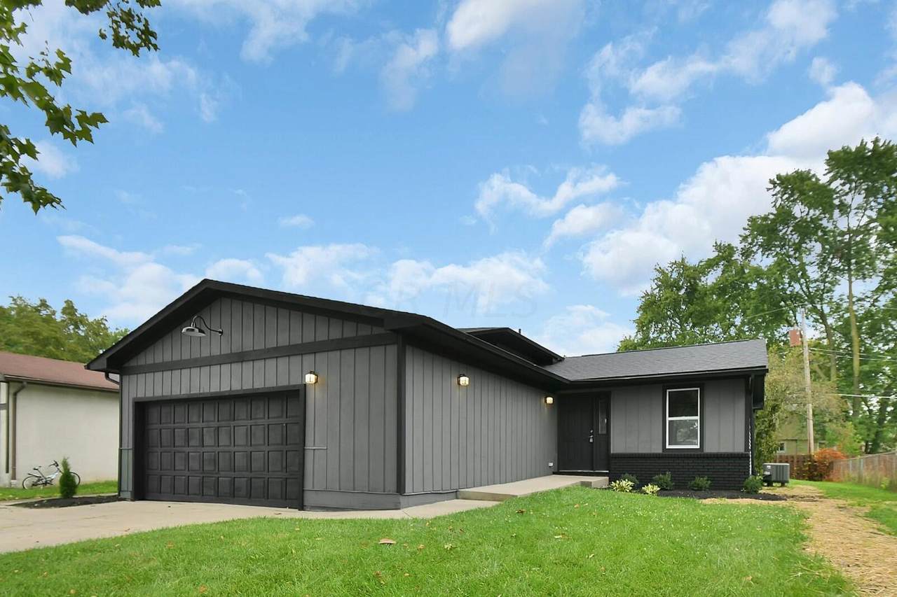 5404 Aqua Street - Photo 1