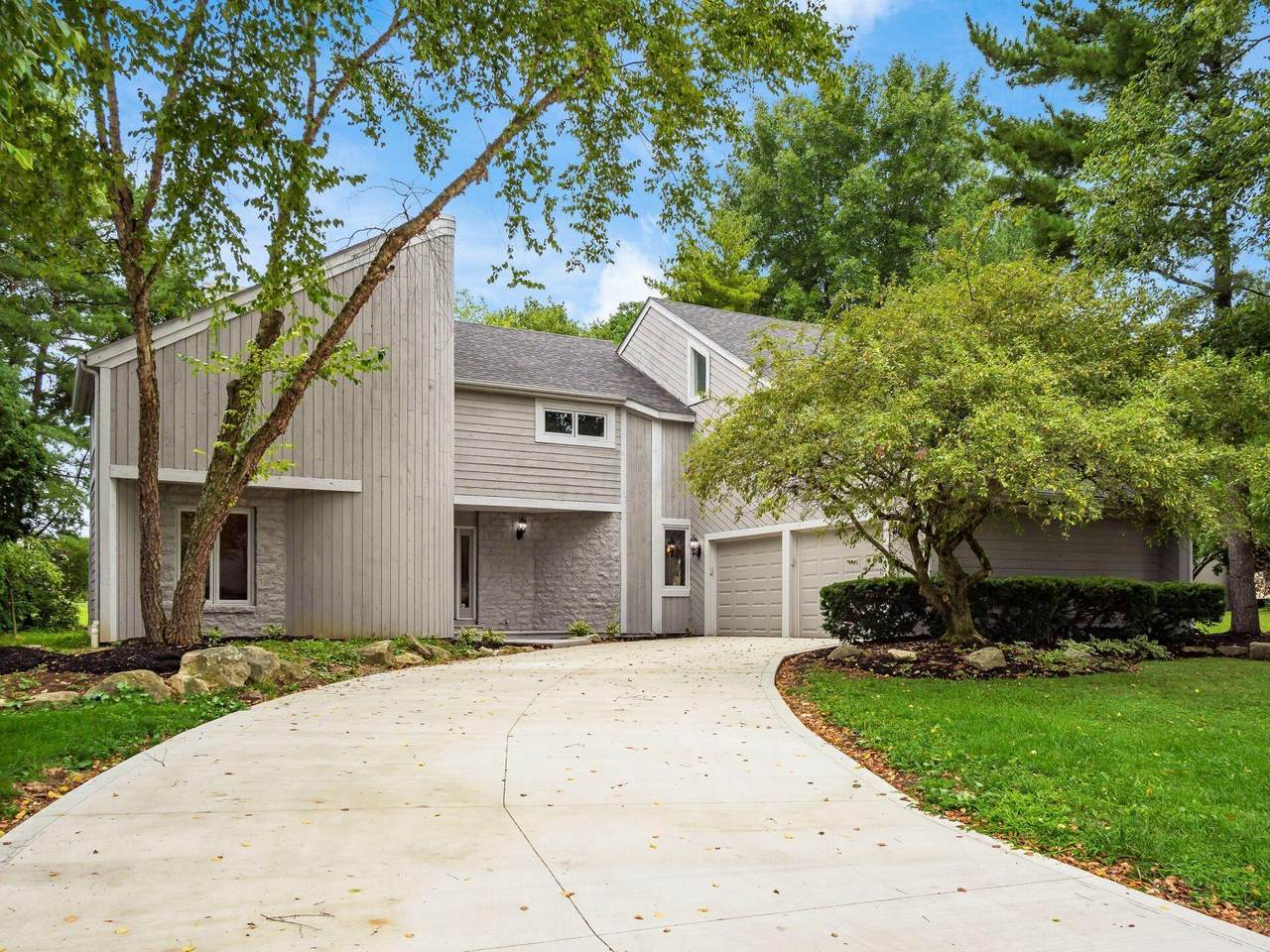 9001 Macintyre Drive - Photo 1