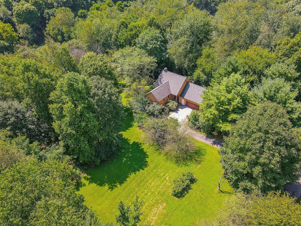 1470 James Road - Photo 1