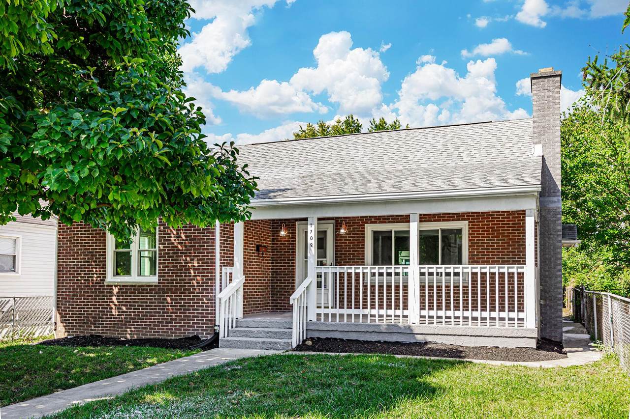 1709 Oakwood Avenue - Photo 1