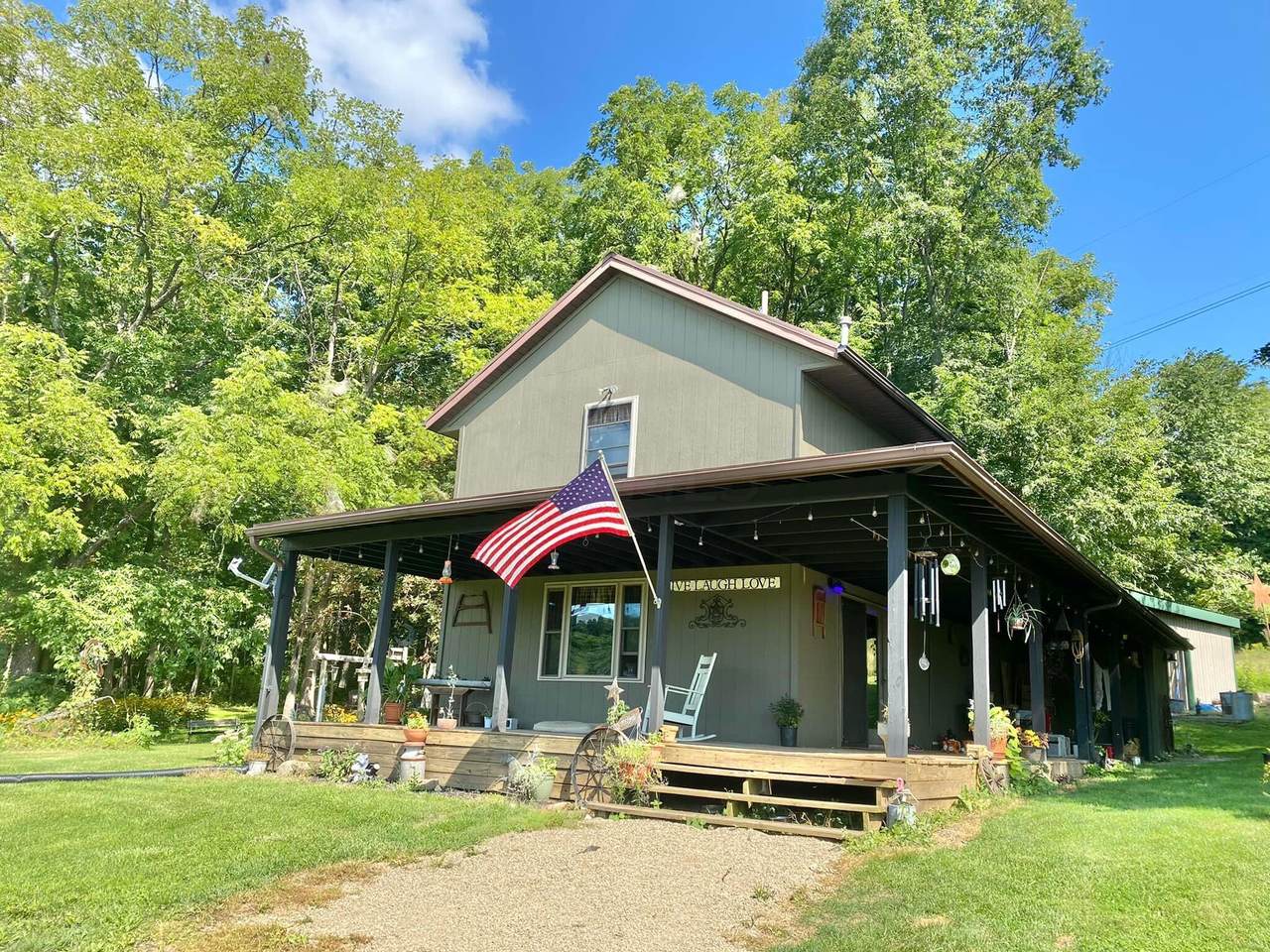 20561 Canada Road - Photo 1