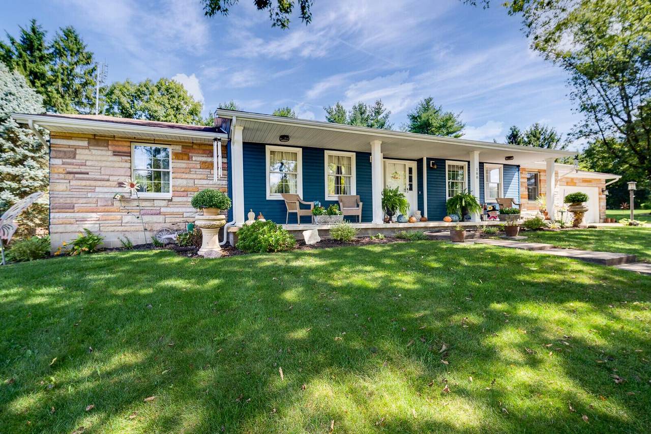 188 Camelot Drive - Photo 1
