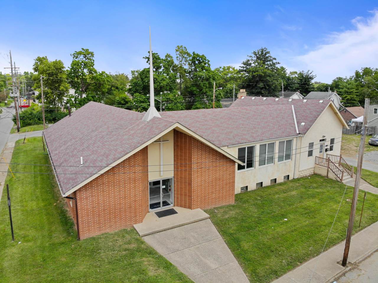 1580 Union Avenue - Photo 1