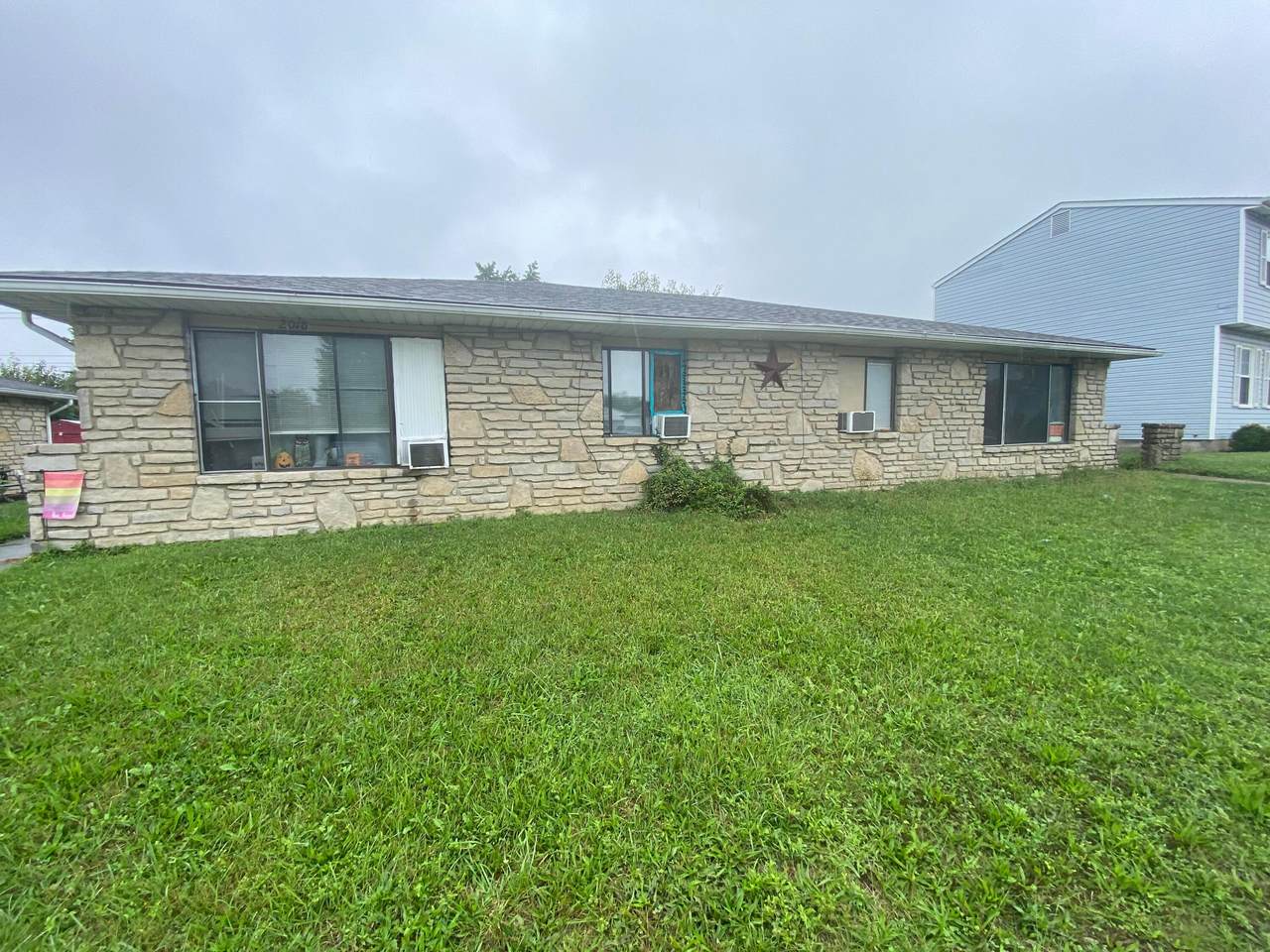 2018 Poplar Street - Photo 1