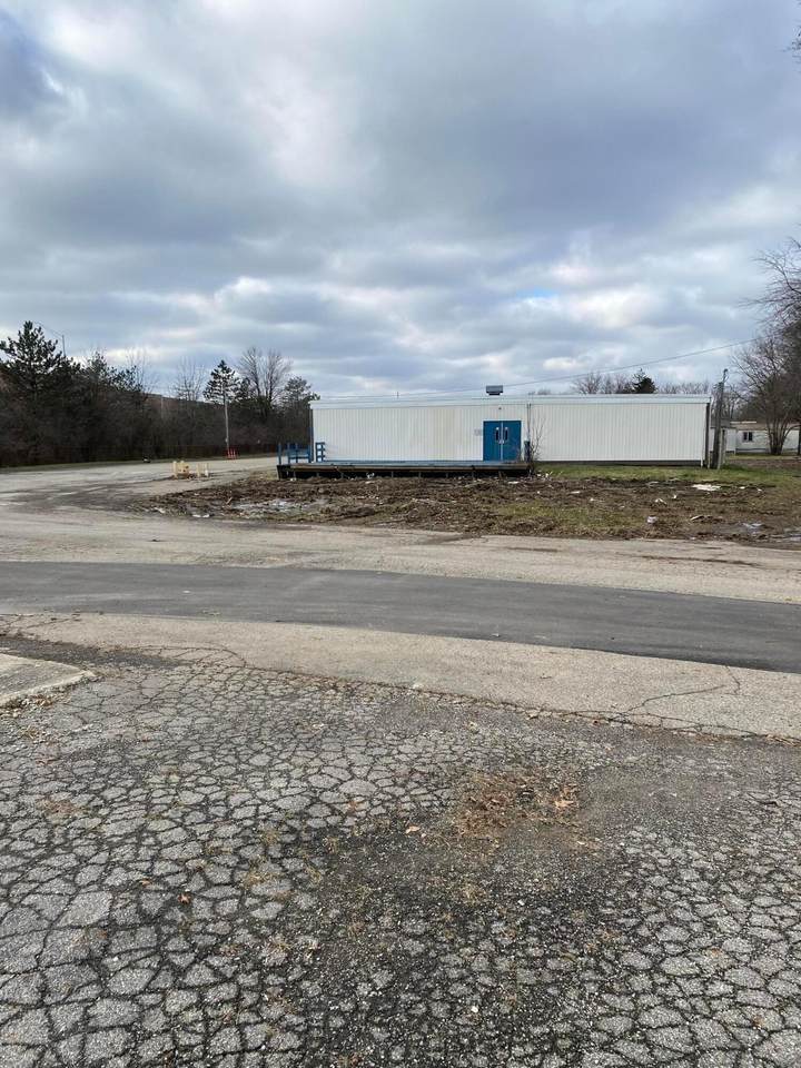 1850 Bostwick Road - Photo 1
