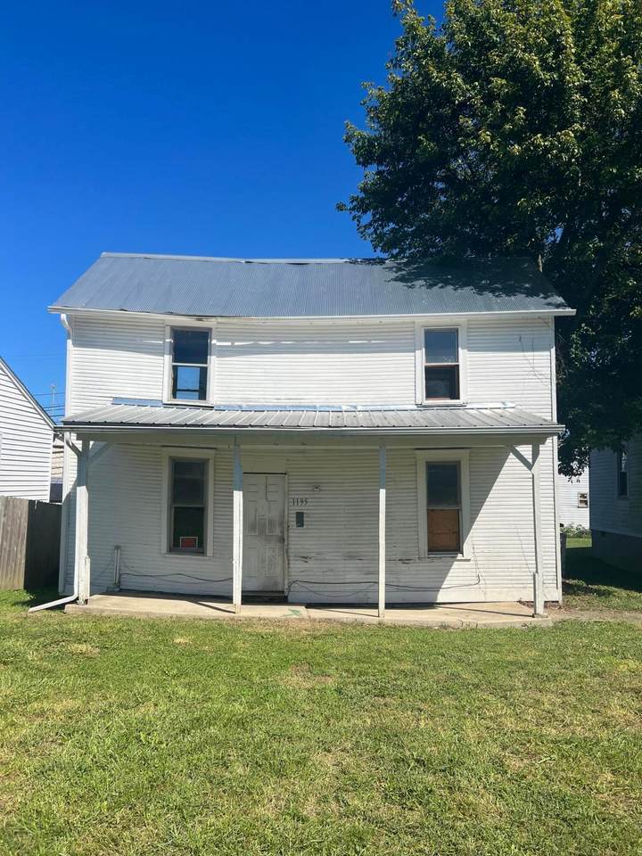 1195 Chestnut Street - Photo 1