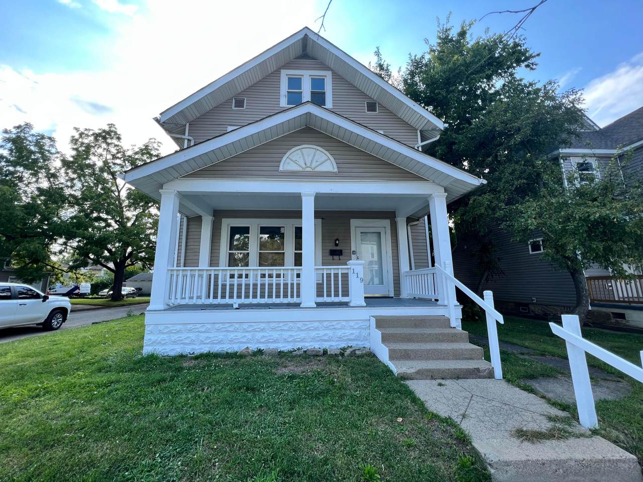 119 Eureka Avenue - Photo 1