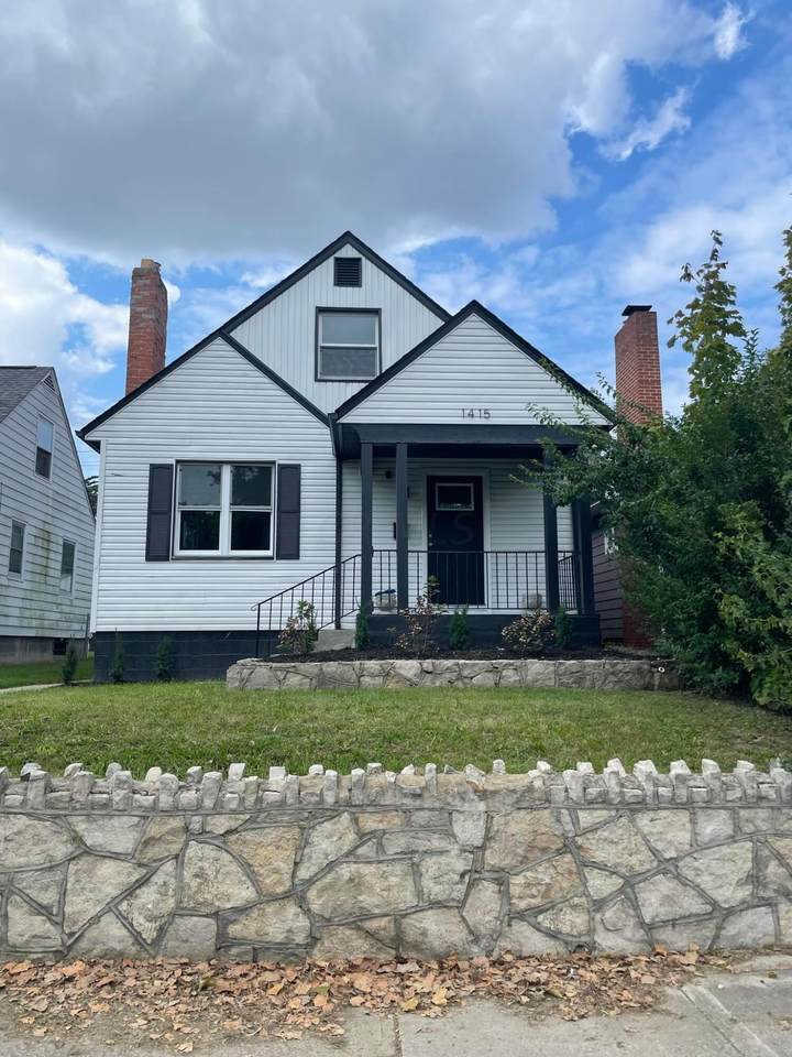 1415 Oakwood Avenue - Photo 1