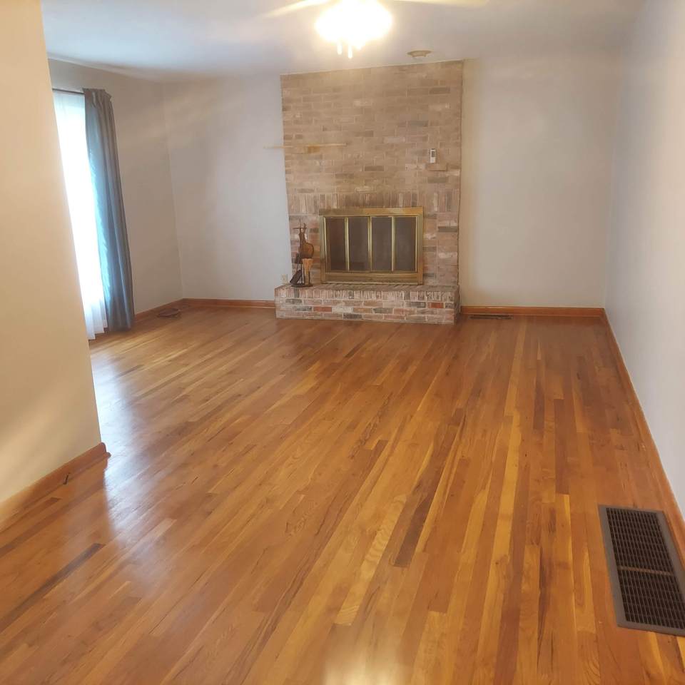 983 Eureka Avenue - Photo 1