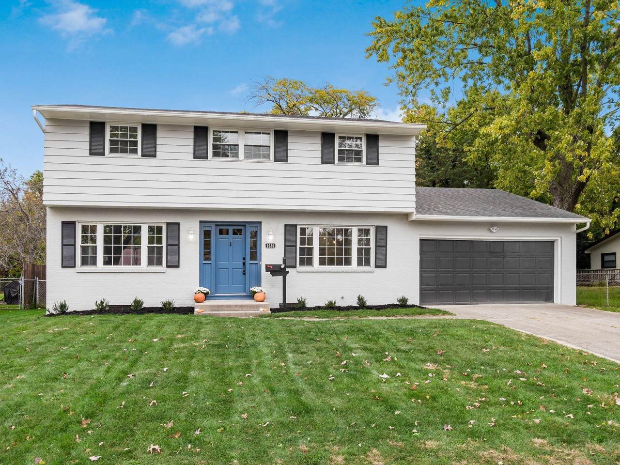 1080 Hillsdale Drive - Photo 1