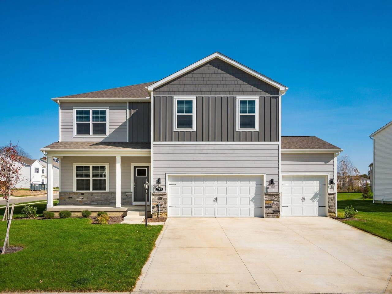 249 Crestview Court - Photo 1