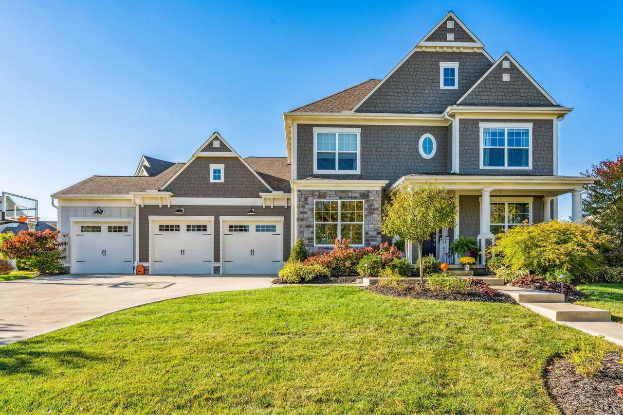 10806 Arrowwood Drive - Photo 1