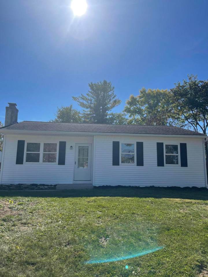 8419 Blue Lake Circle - Photo 1