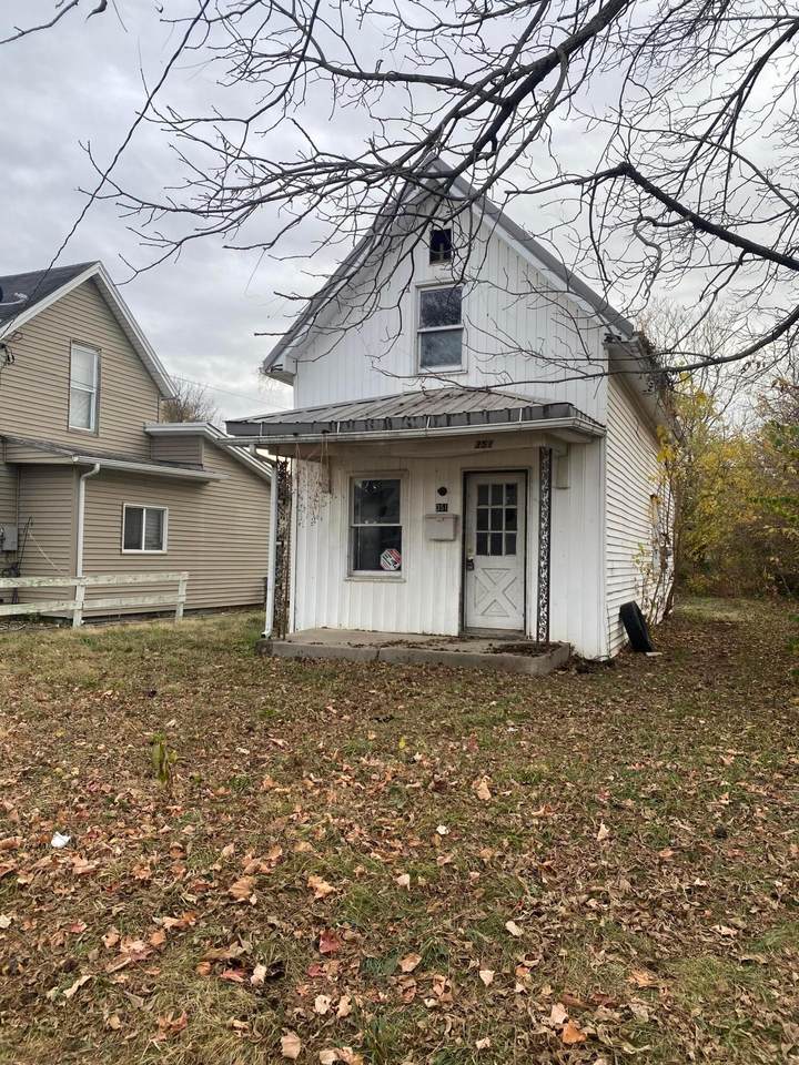 351 Walnut Street - Photo 1
