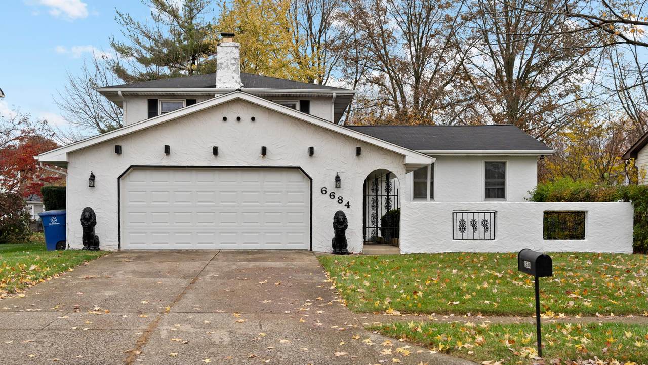 6684 Kennerdown Street - Photo 1